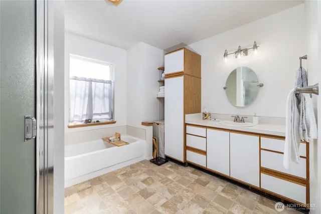 $630,000 | 524 Myrtle Street, Unit C D, La Conner, WA 98257