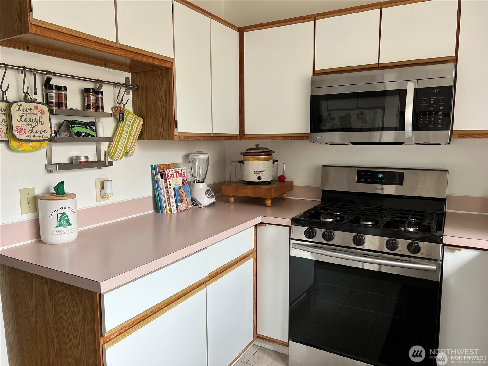 524 Myrtle Street, Unit C D La Conner, WA 98257 - Photo 31 of 38