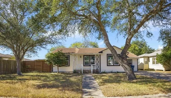 $235,000 | 650 Mc Clendon Street, Corpus Christi, TX 78404