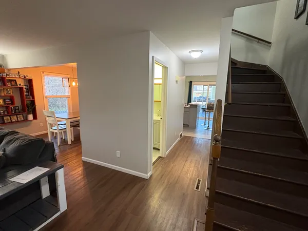 $306,900 | 5524 West Shore Drive, McHenry, IL 60050