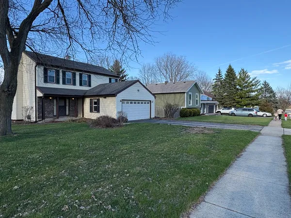 $306,900 | 5524 West Shore Drive, McHenry, IL 60050