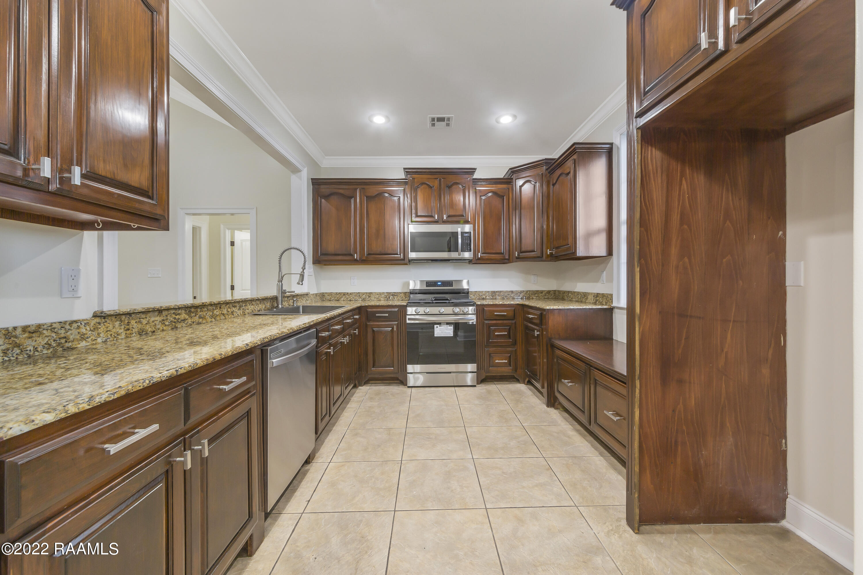 1008 Bergeron Rigs Road Breaux Bridge, LA 70517 - Photo 6 of 20 Gallery Image 6