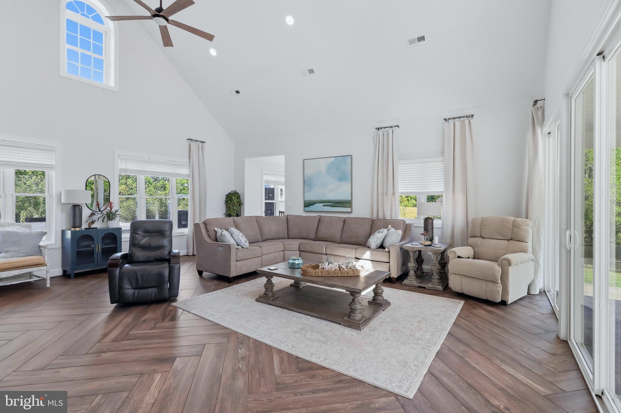 38980 Hodges Road Avenue, MD 20609 - Photo 25 of 98 Family room with cathedral ceiling and views