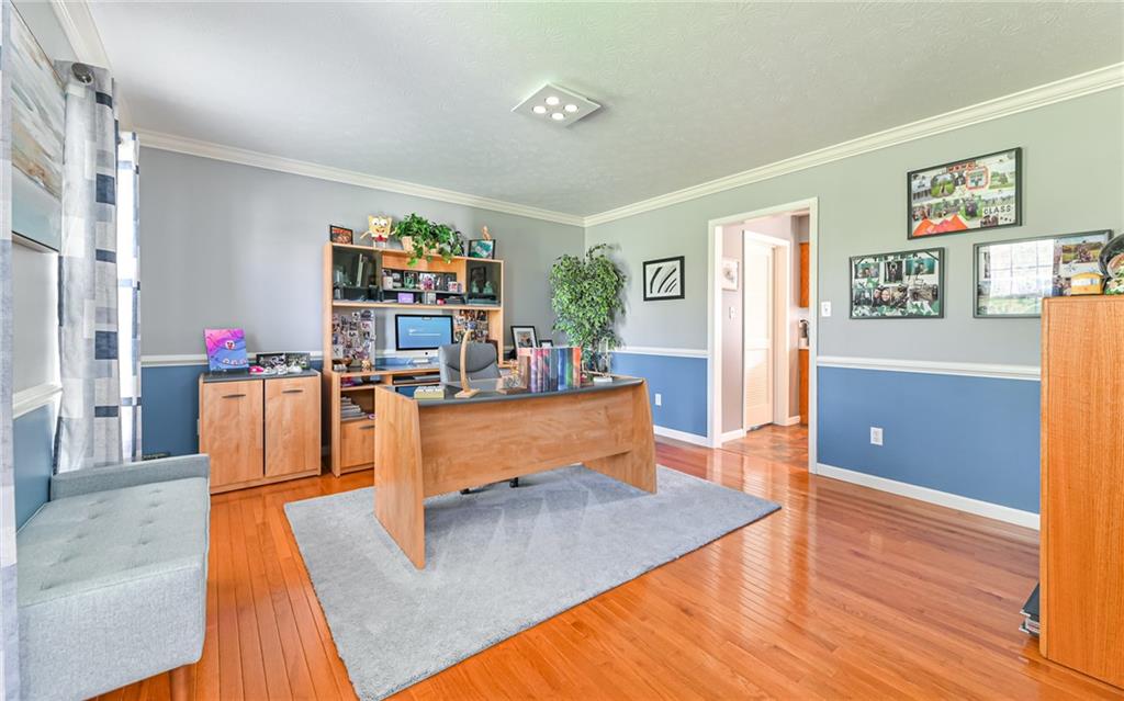 324 Allison Road Gibsonia, PA 15044 - Photo 5 of 25 Gallery Image 5