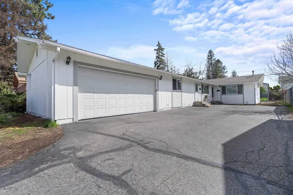 $475,000 | 3142 East 31st Avenue, Spokane, WA 99223