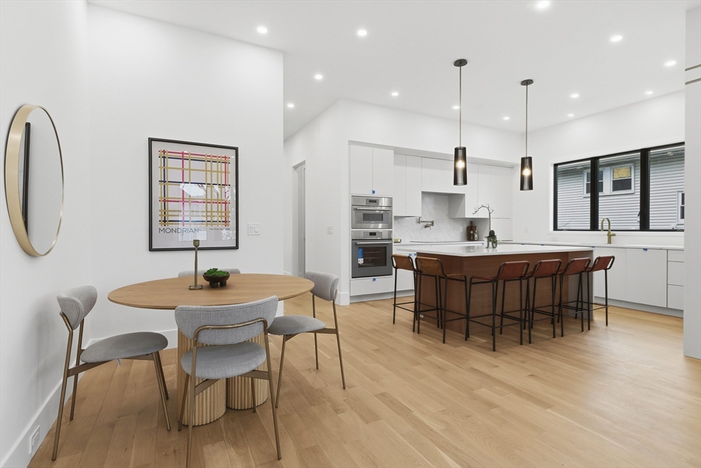 156 Langley Road, Unit 156 Newton, MA 02459 - Photo 11 of 35