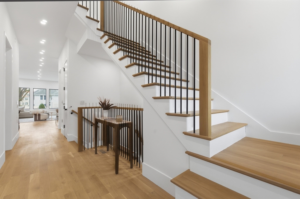 156 Langley Road, Unit 156 Newton, MA 02459 - Photo 16 of 35