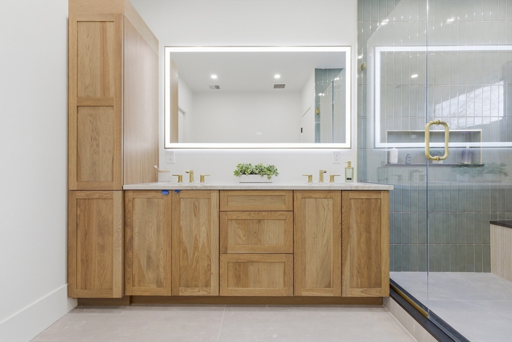 156 Langley Road, Unit 156 Newton, MA 02459 - Photo 19 of 35