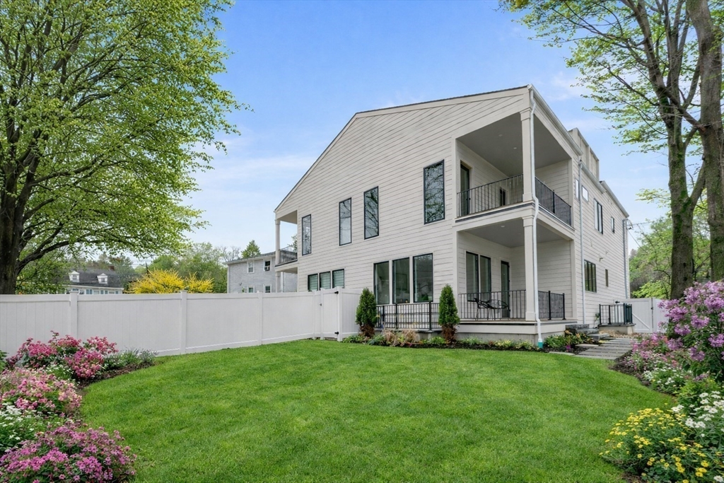 156 Langley Road, Unit 156 Newton, MA 02459 - Photo 33 of 35