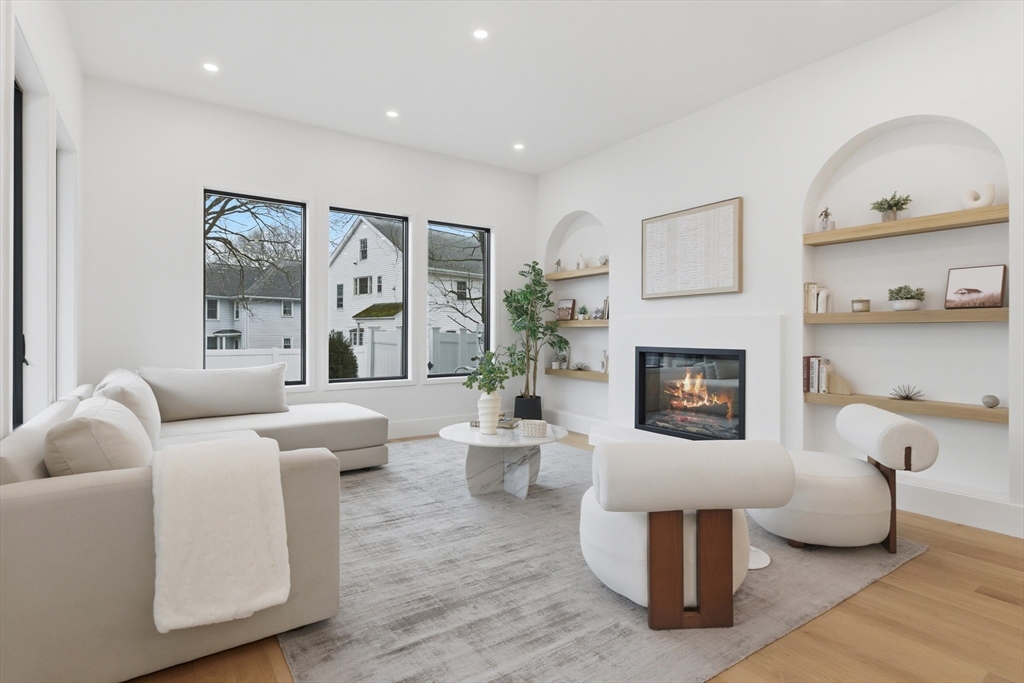 156 Langley Road, Unit 156 Newton, MA 02459 - Photo 8 of 35