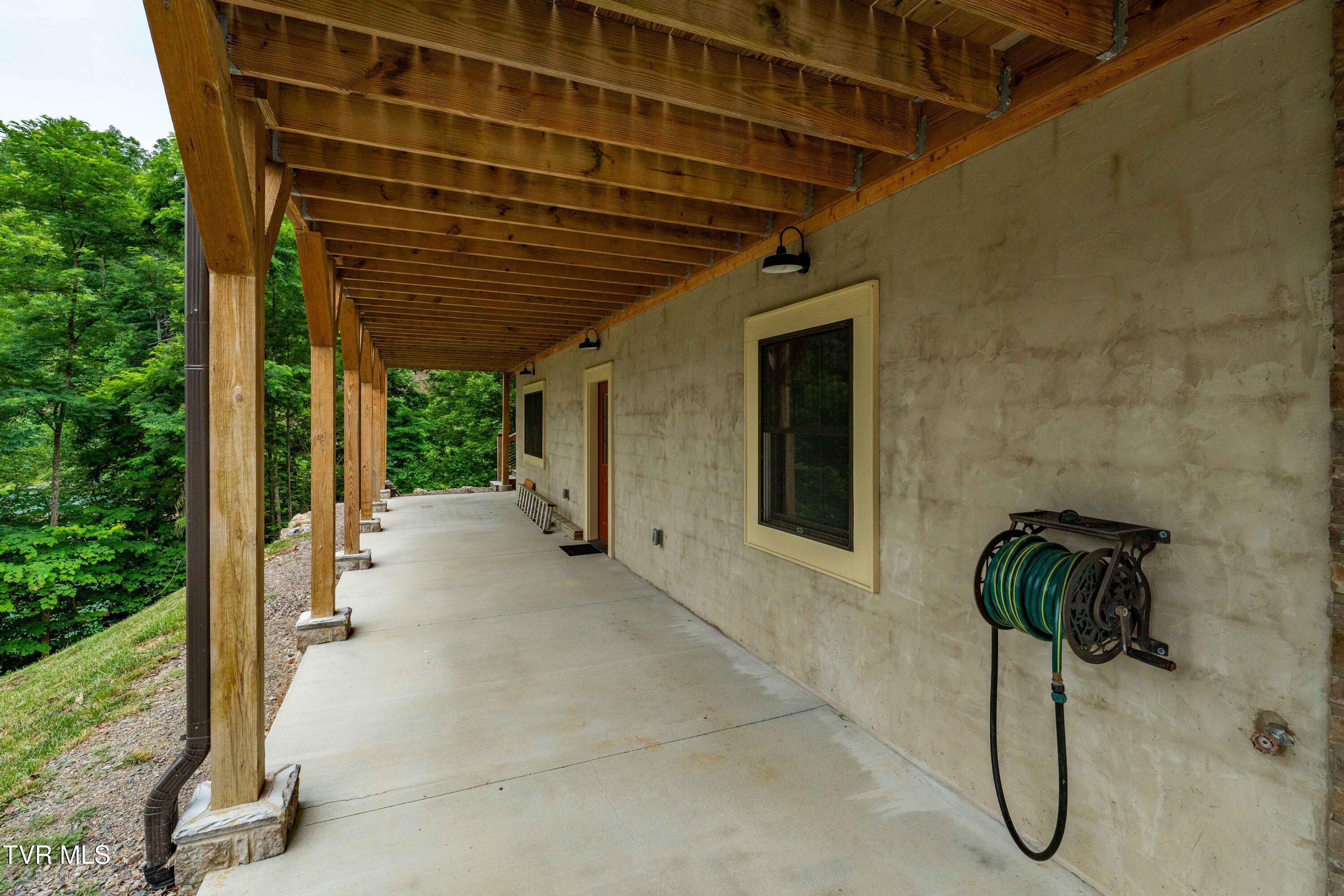 175 Lakeside Drive Butler, TN 37640 - Photo 92 of 102 175 Lakeside Dr (58 of 117)