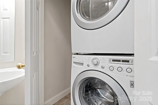 $439,000 | 1 Teresa Way, Black Mountain, NC 28711