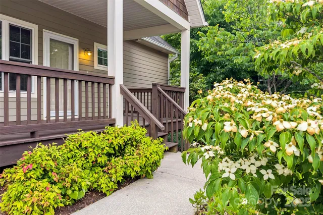 $439,000 | 1 Teresa Way, Black Mountain, NC 28711