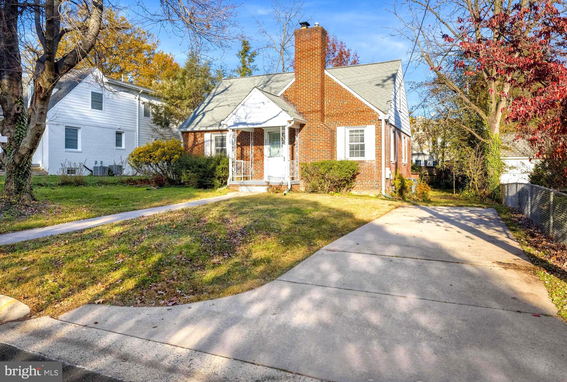 9905 Merwood Lane Silver Spring, MD 20901 - Photo 1 of 42