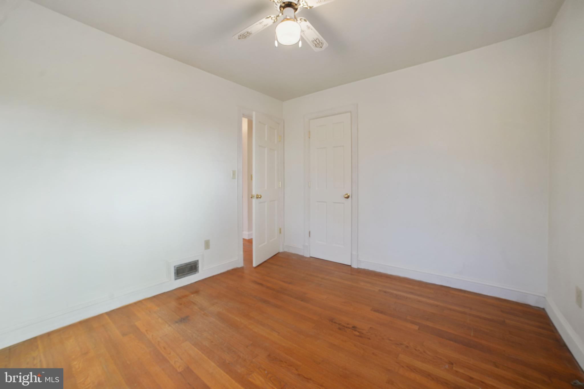 9905 Merwood Lane Silver Spring, MD 20901 - Photo 18 of 42