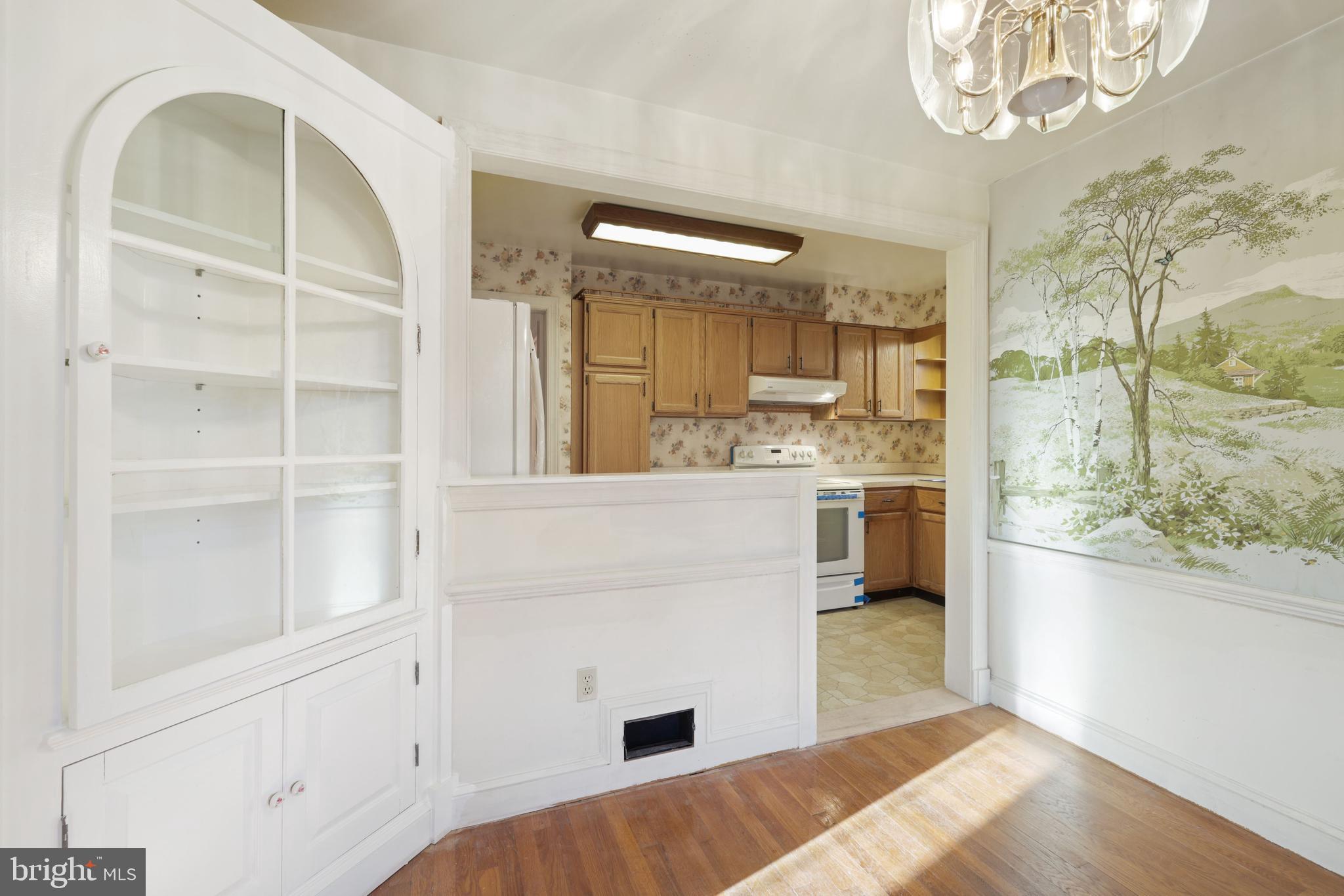 9905 Merwood Lane Silver Spring, MD 20901 - Photo 7 of 42