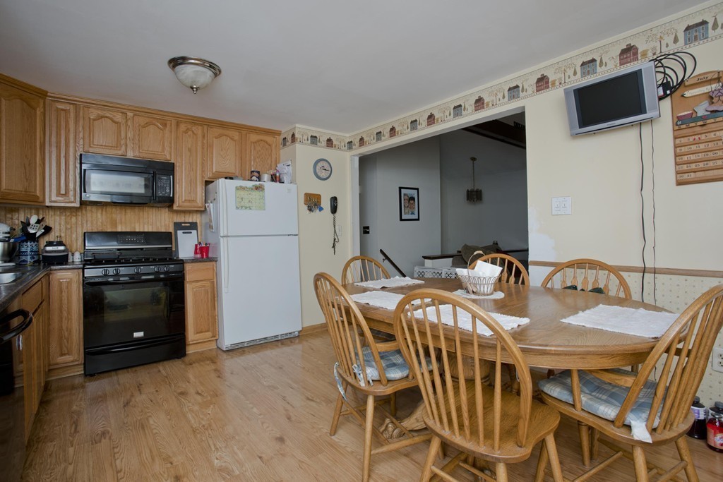 129 Meadowbrook Road Agawam, MA 01001 - Photo 11 of 28 Gallery Image 11