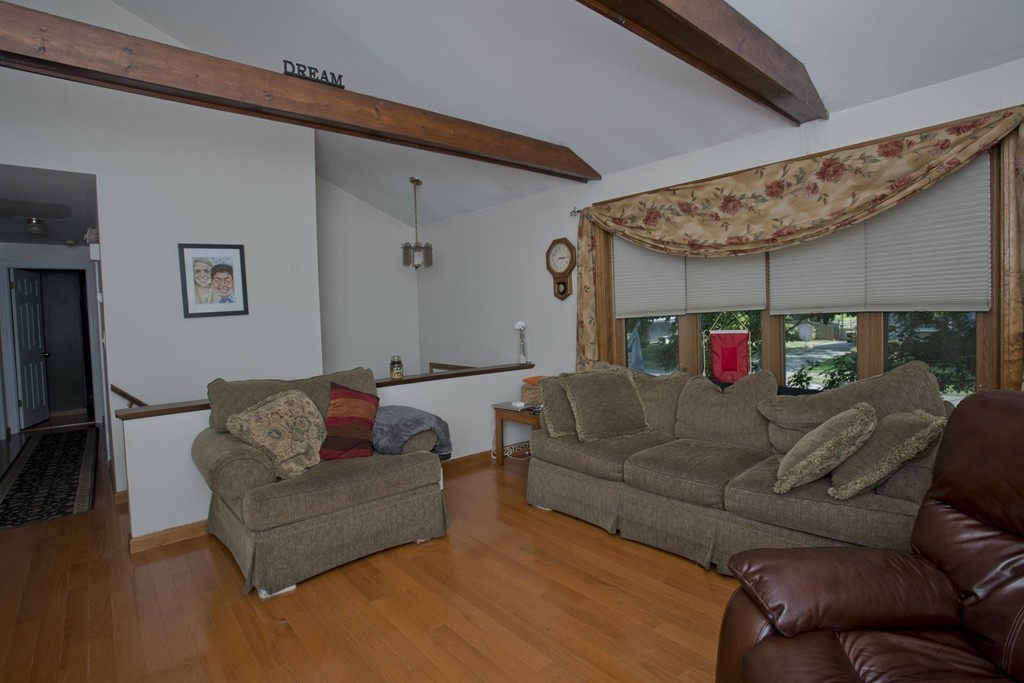 129 Meadowbrook Road Agawam, MA 01001 - Photo 12 of 28 Gallery Image 12