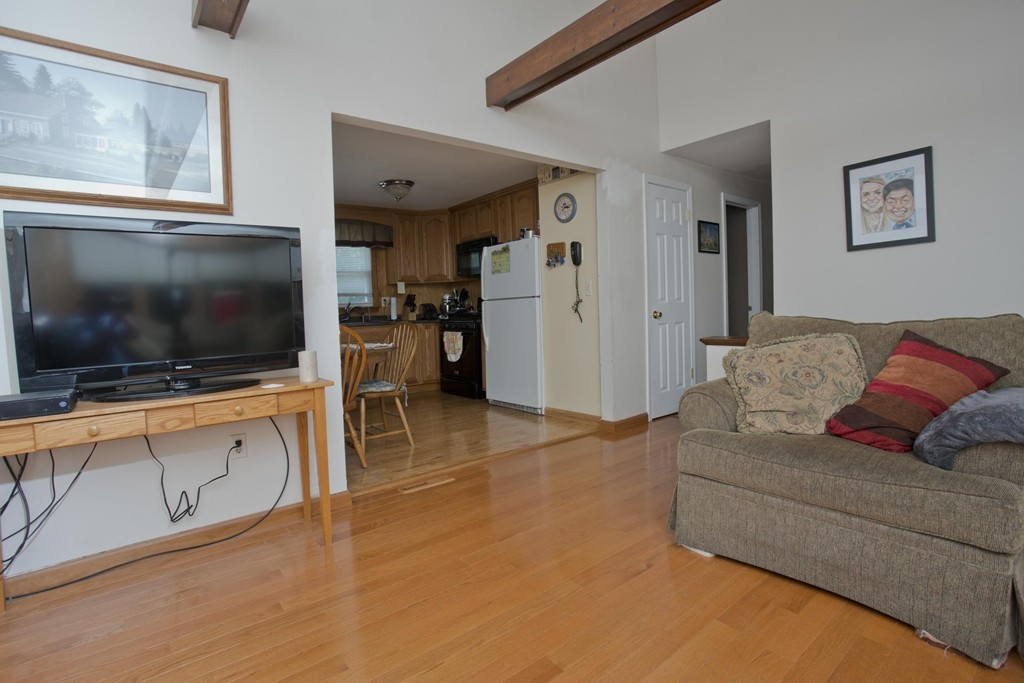 129 Meadowbrook Road Agawam, MA 01001 - Photo 14 of 28 Gallery Image 14