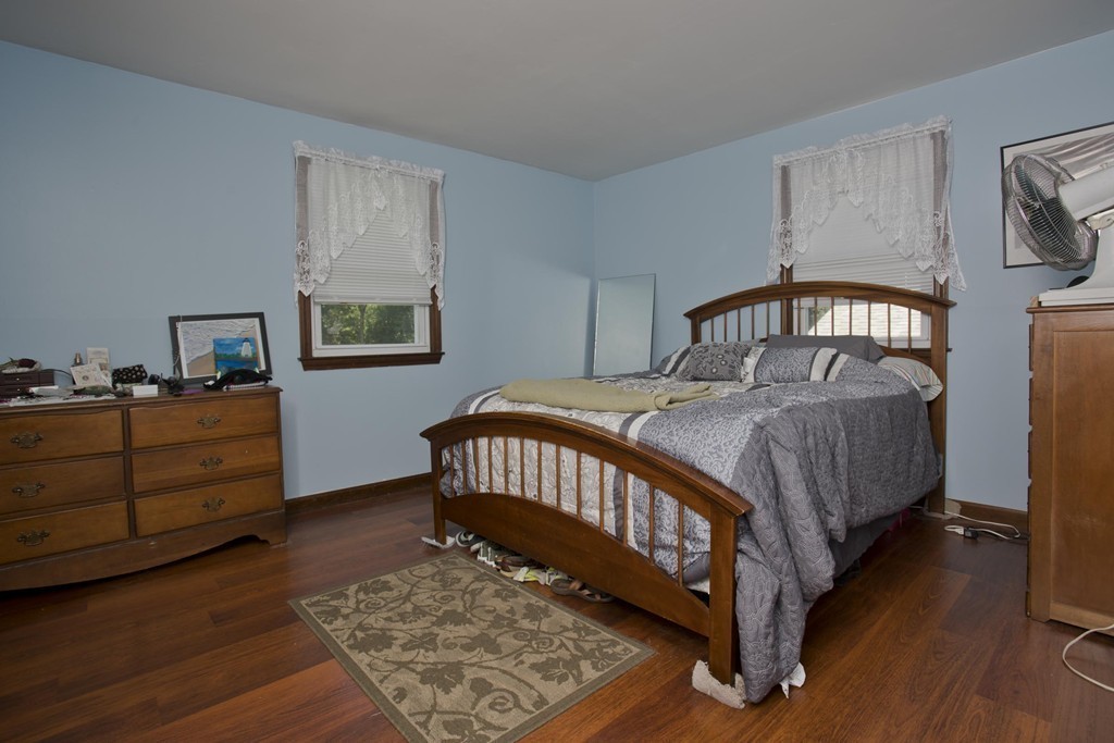 129 Meadowbrook Road Agawam, MA 01001 - Photo 16 of 28 Gallery Image 16