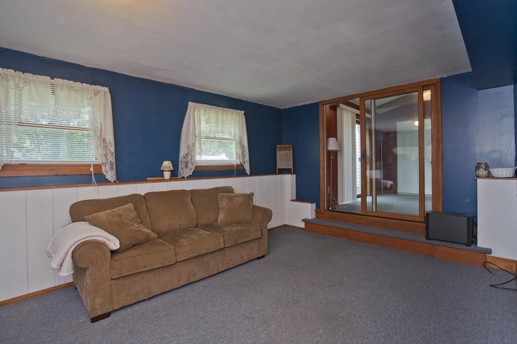 129 Meadowbrook Road Agawam, MA 01001 - Photo 26 of 28 Gallery Image 26