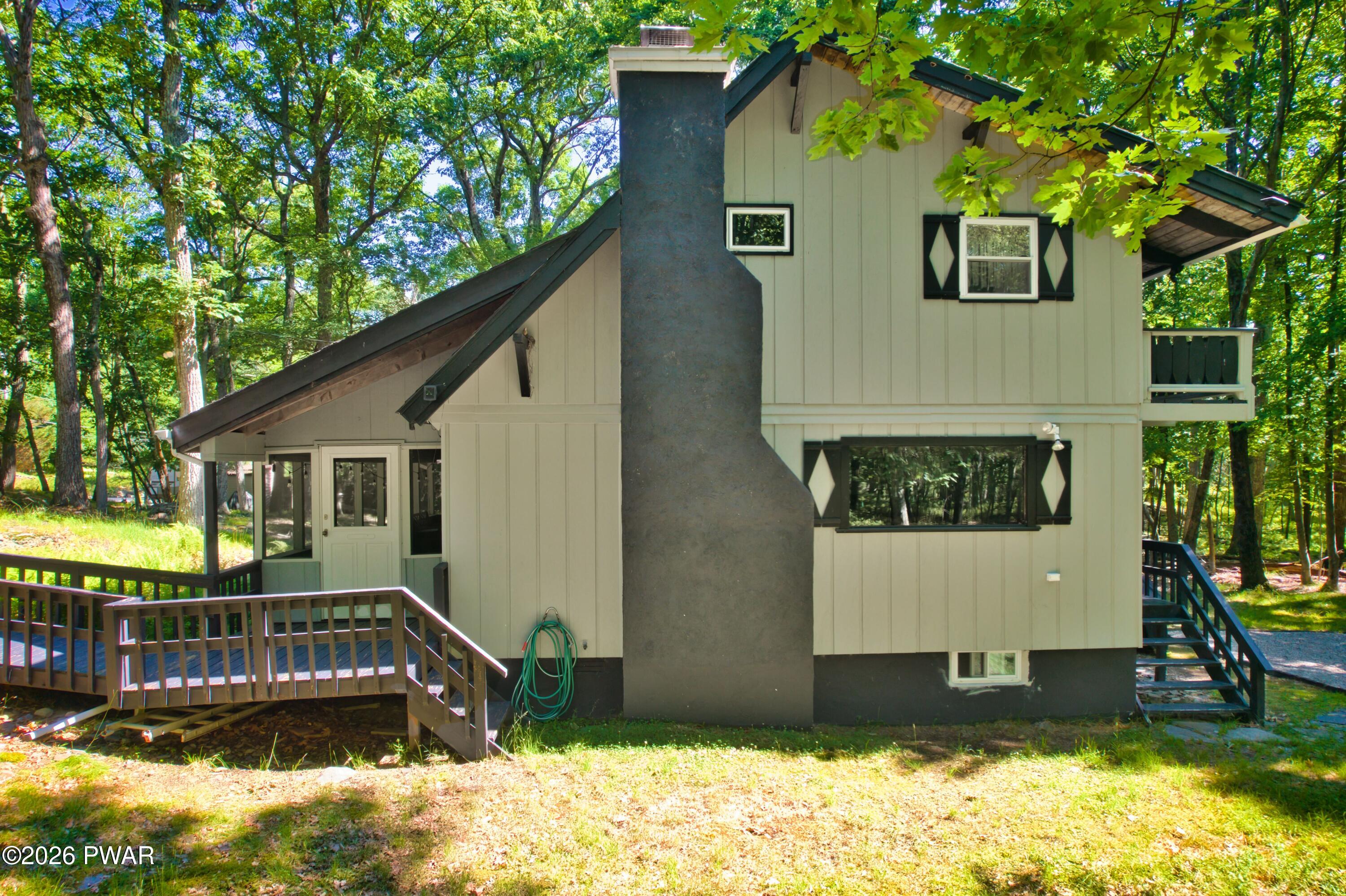 326 Gold Finch Road Bushkill, PA 18324 - Photo 31 of 37