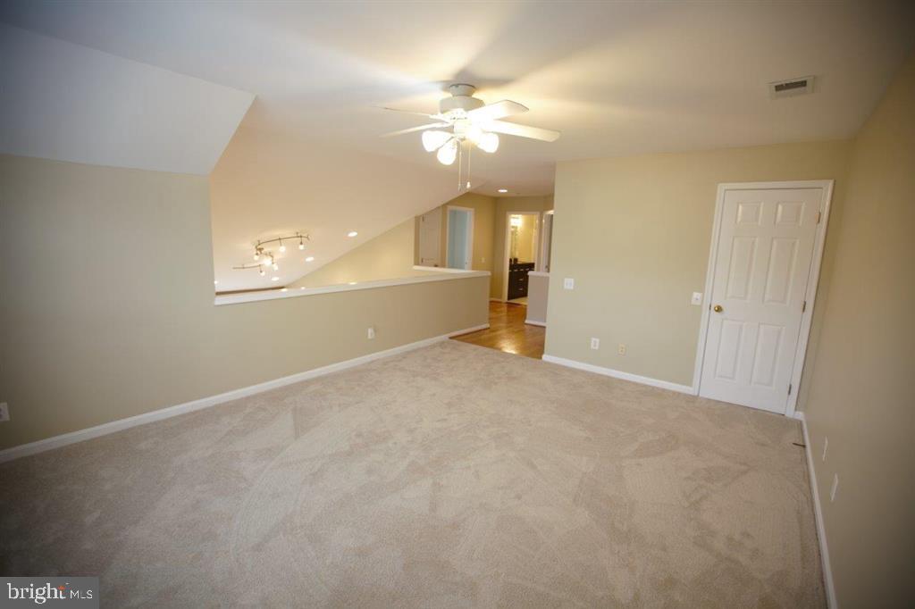 12500 Fox View Way Reston, VA 20191 - Photo 23 of 43 Gallery Image 23