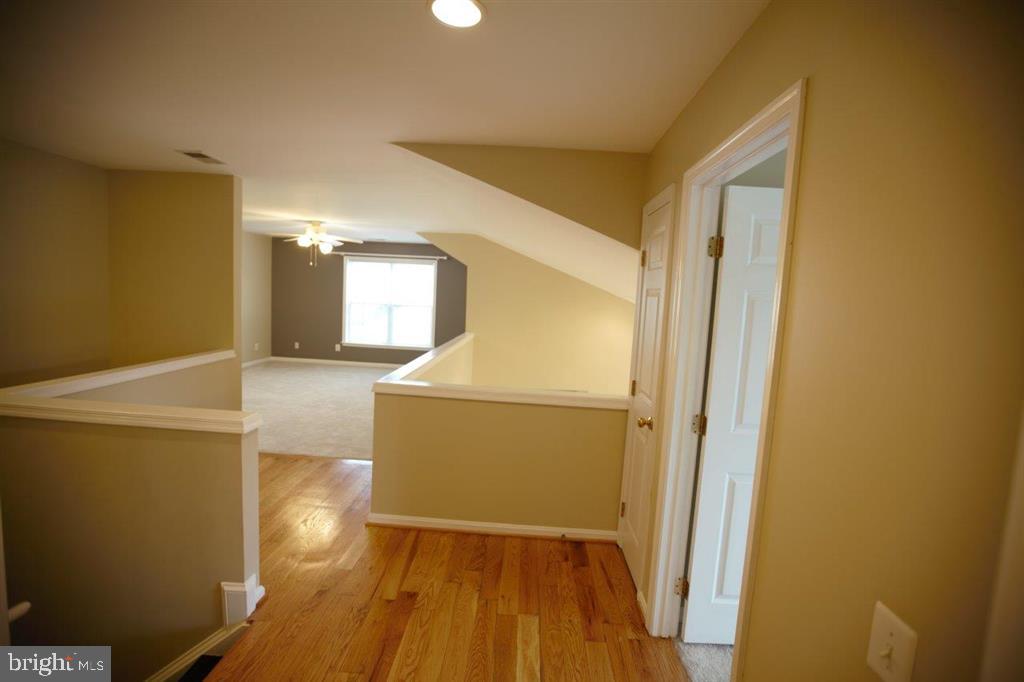 12500 Fox View Way Reston, VA 20191 - Photo 28 of 43 Gallery Image 28