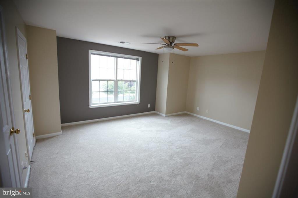 12500 Fox View Way Reston, VA 20191 - Photo 29 of 43 Gallery Image 29