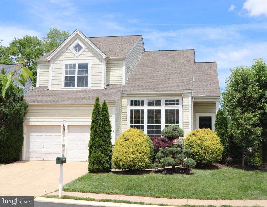 12500 Fox View Way Reston, VA 20191 - Photo 4 of 43 Gallery Image 4