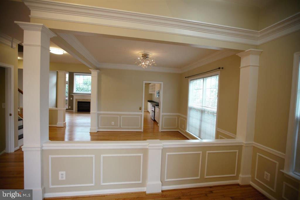 12500 Fox View Way Reston, VA 20191 - Photo 9 of 43 Gallery Image 9