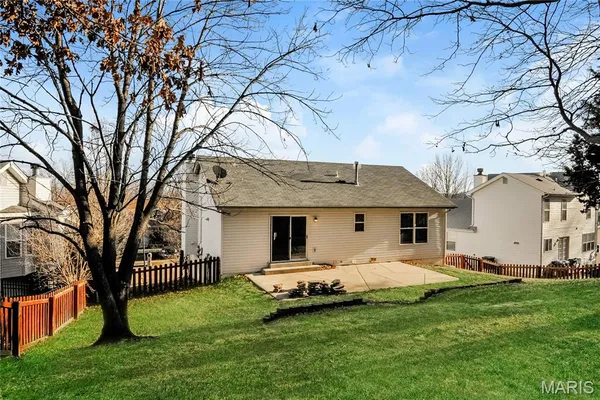 $325,000 | 147 Hunters Lake Court, Eureka, MO 63025