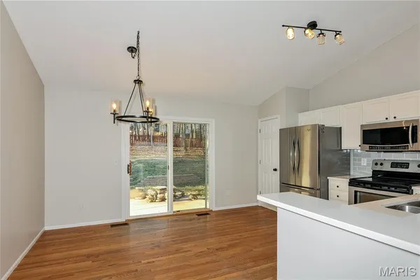 $325,000 | 147 Hunters Lake Court, Eureka, MO 63025