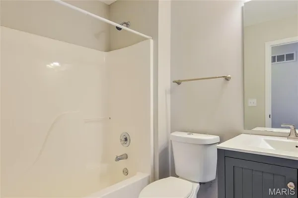 $325,000 | 147 Hunters Lake Court, Eureka, MO 63025