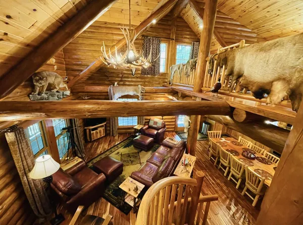 $1,500,000 | 6402 Rustic Pne Trail, Alanson, MI 49706