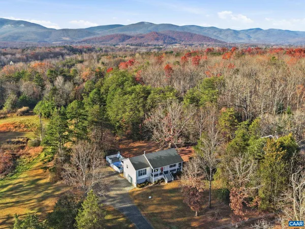 $393,000 | 2093 Swift Run Road, Ruckersville, VA 22968