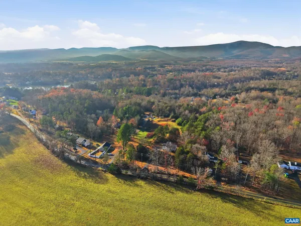 $393,000 | 2093 Swift Run Road, Ruckersville, VA 22968