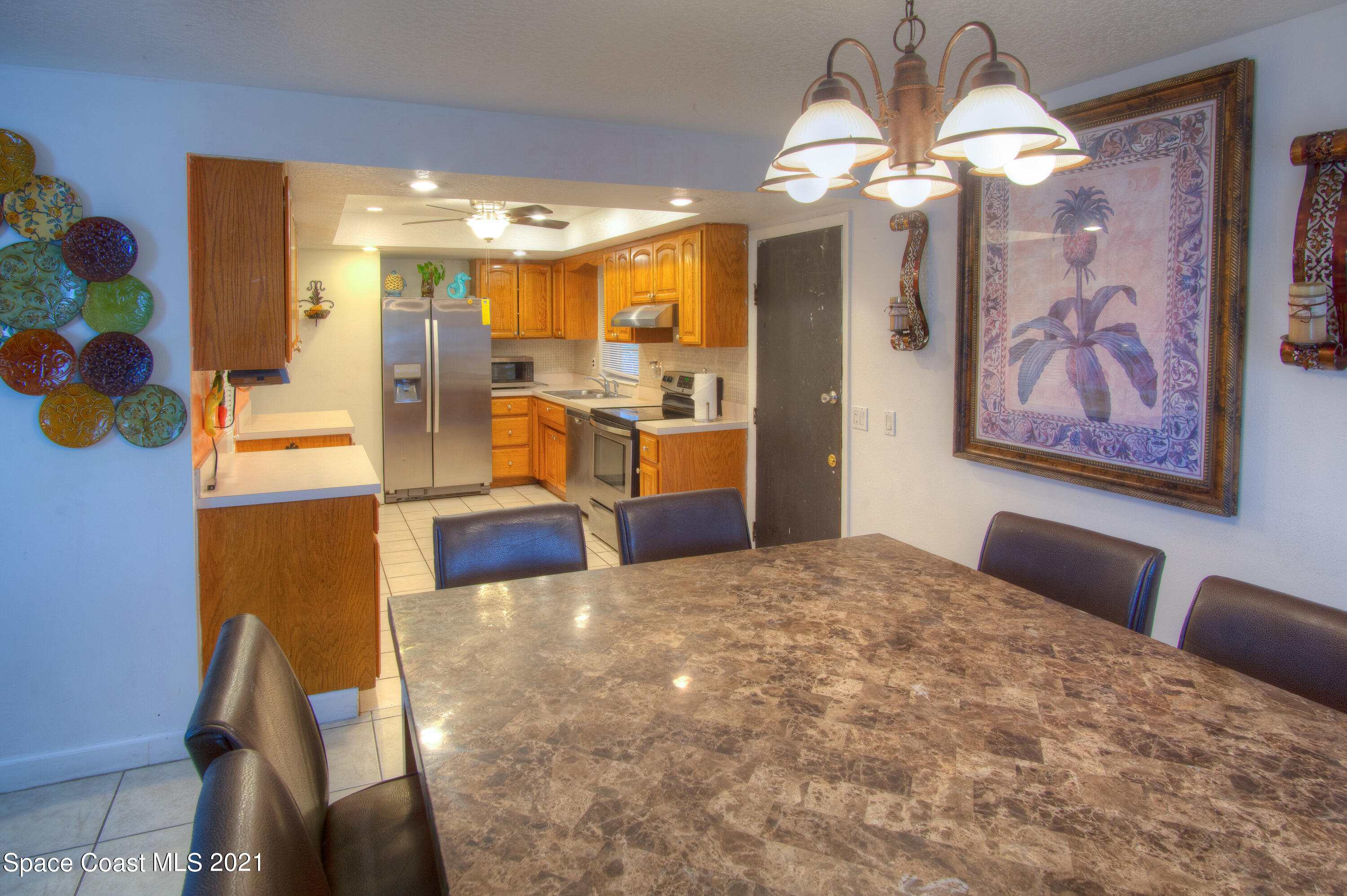 2375 Ricky Road Melbourne, FL 32935 - Photo 4 of 20 Dining and Kitchen