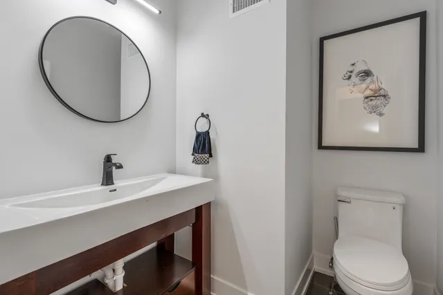 $1,900,000 | 1522 West Wolfram Street, Chicago, IL 60657