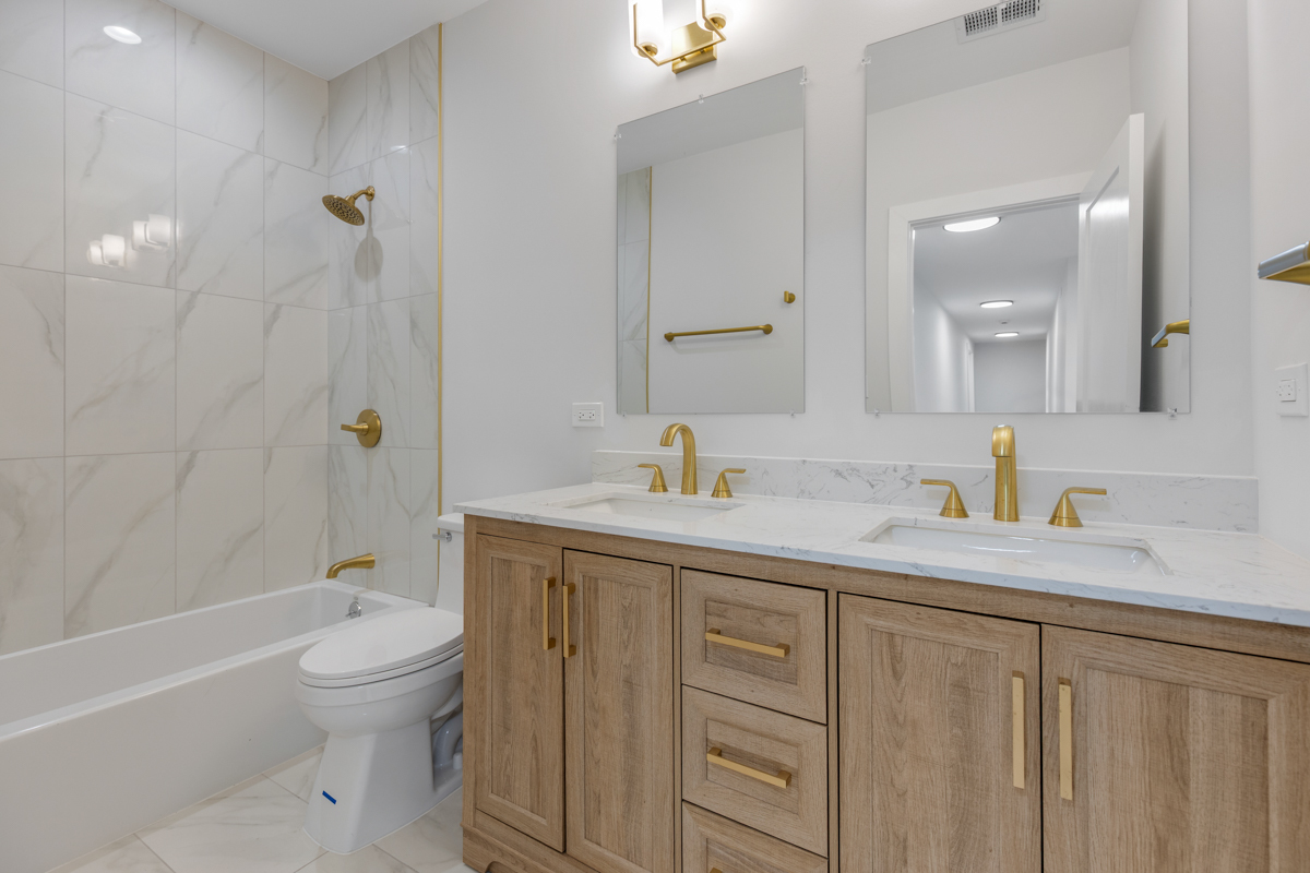 1522 West Wolfram Street Chicago, IL 60657 - Photo 19 of 35