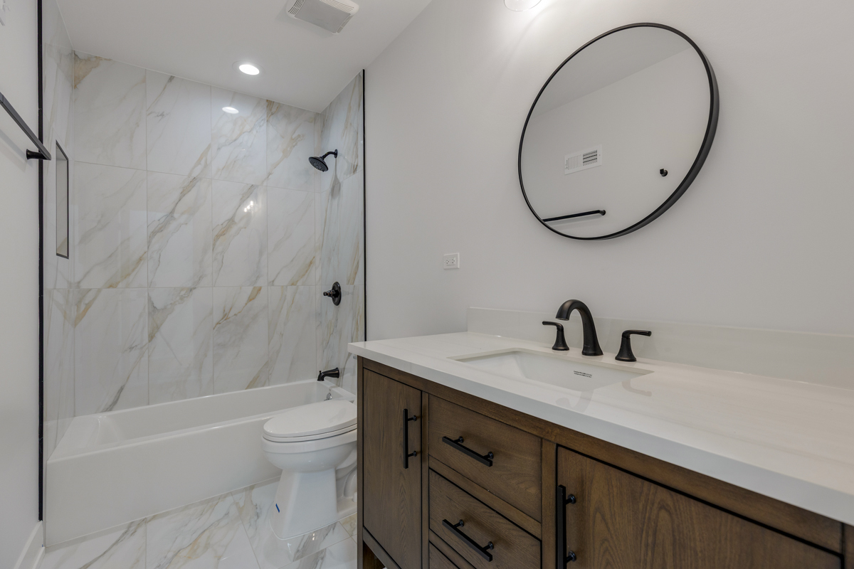 1522 West Wolfram Street Chicago, IL 60657 - Photo 20 of 35