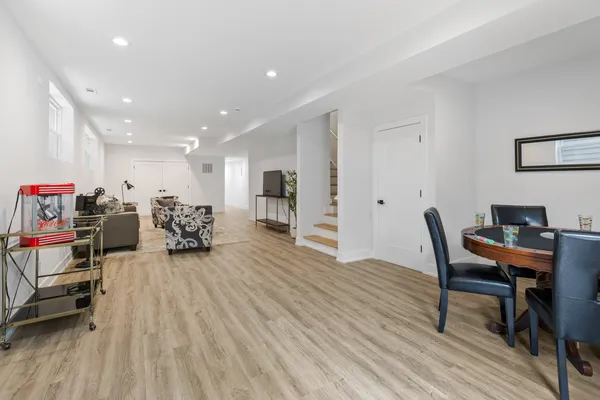$1,850,000 | 1522 West Wolfram Street, Chicago, IL 60657