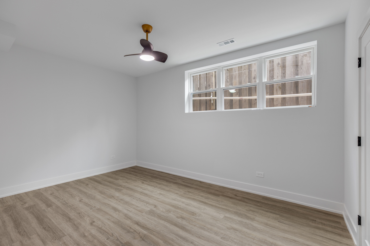 1522 West Wolfram Street Chicago, IL 60657 - Photo 25 of 35