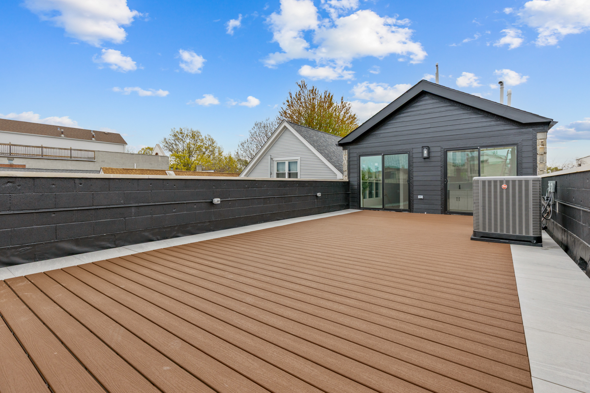 1522 West Wolfram Street Chicago, IL 60657 - Photo 31 of 35