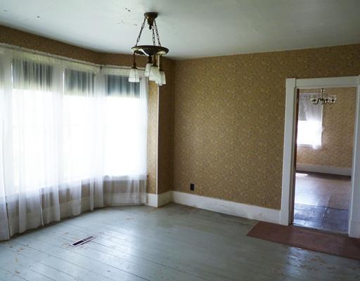 421 South Union Road Union, ME 04862 - Photo 14 of 18 Living Room.