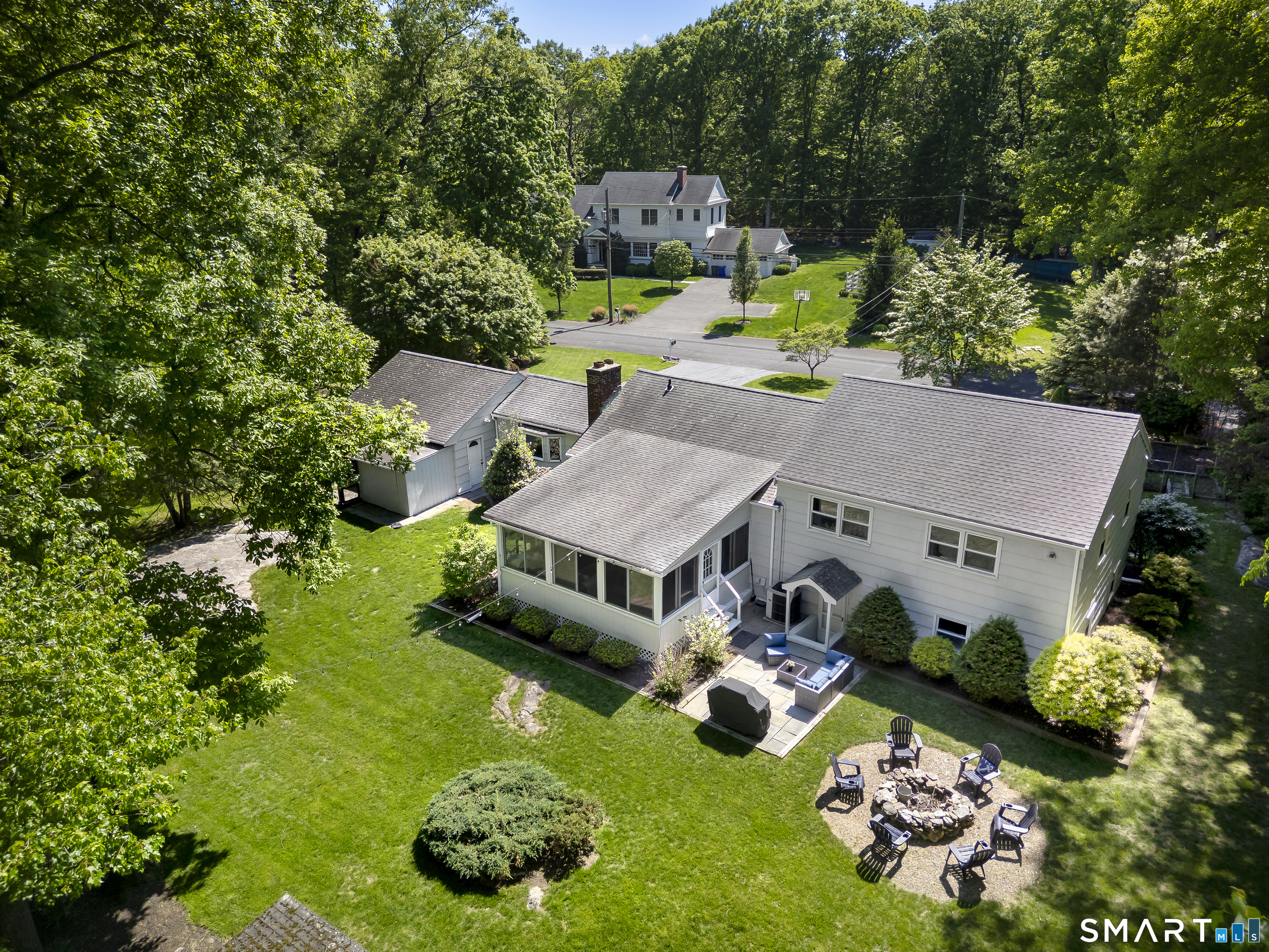 470 Rock Ridge Road Fairfield, CT 06824 - Photo 29 of 40