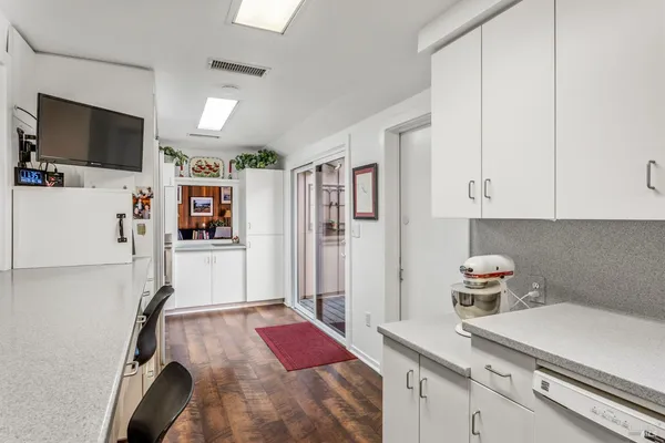 $889,500 | 308 Jefferson Lane, Ukiah, CA 95482