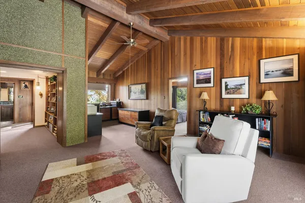 $889,500 | 308 Jefferson Lane, Ukiah, CA 95482