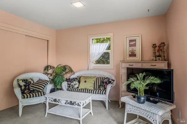 $889,500 | 308 Jefferson Lane, Ukiah, CA 95482