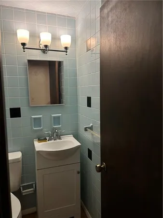 $900 | 135 Union Street, Bridgeville, PA 15017